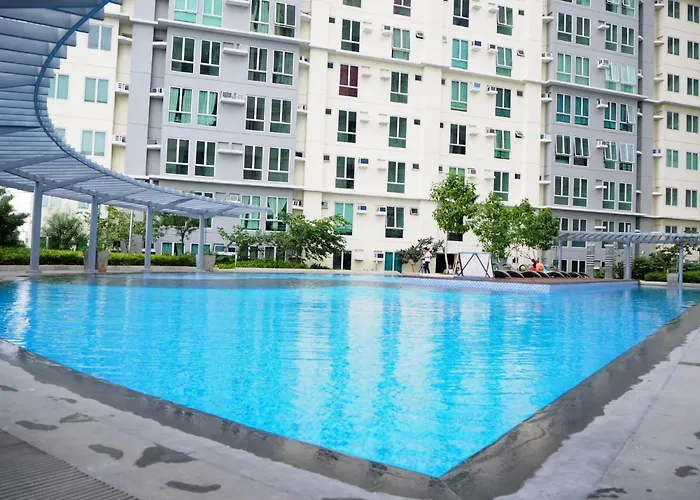 Aparthotel The B Flat. 2br San Lorenzo Place Makati