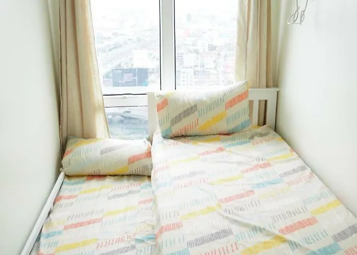 The B Flat. 2br San Lorenzo Place Makati *