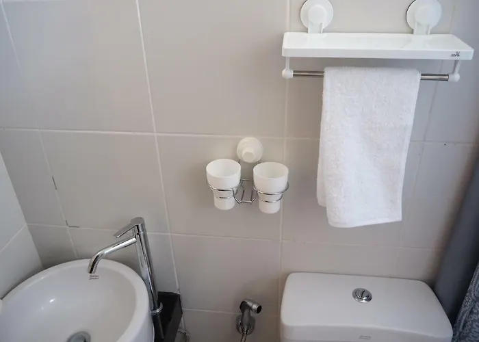 The B Flat. 2br San Lorenzo Place Makati Aparthotel Manila