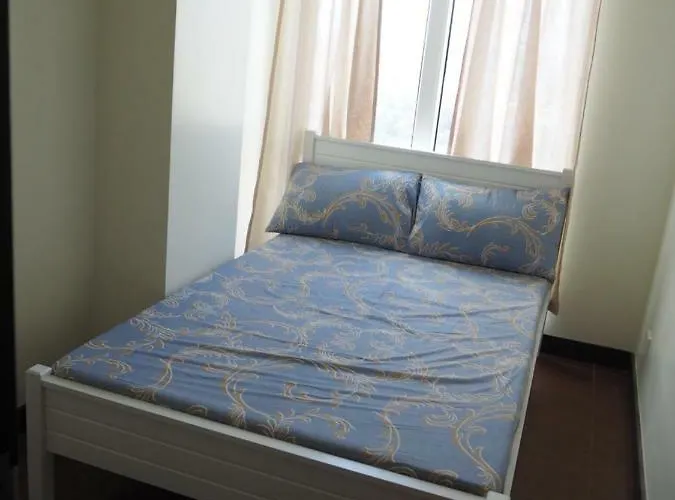 The B Flat. 2br San Lorenzo Place Makati