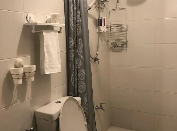 The B Flat. 2br San Lorenzo Place Makati * Manila